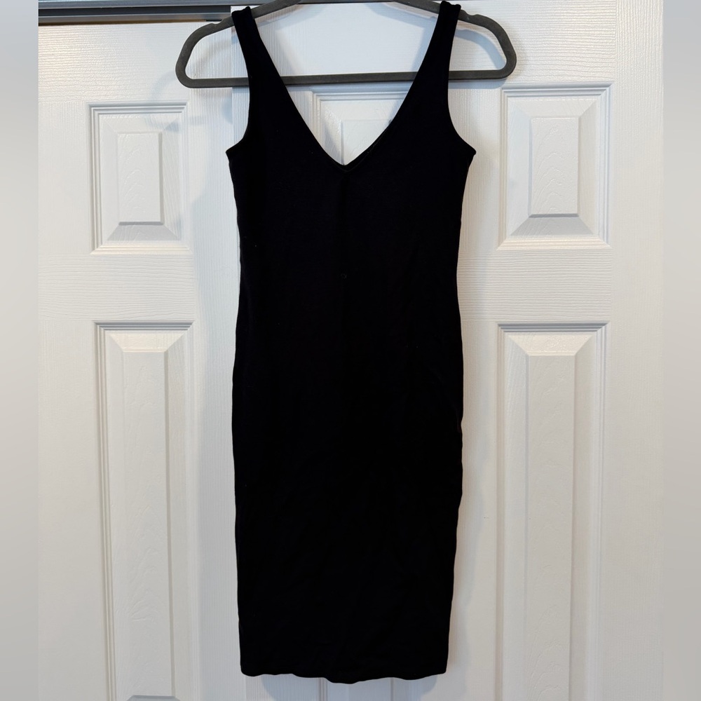 Forever 21 Black V-Neck Midi Bodycon Dress size small Y2K style
